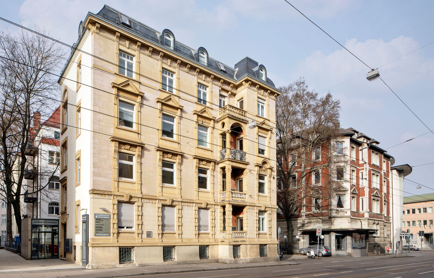 Das vierstöckige Gebäude in der Olgastraße 139